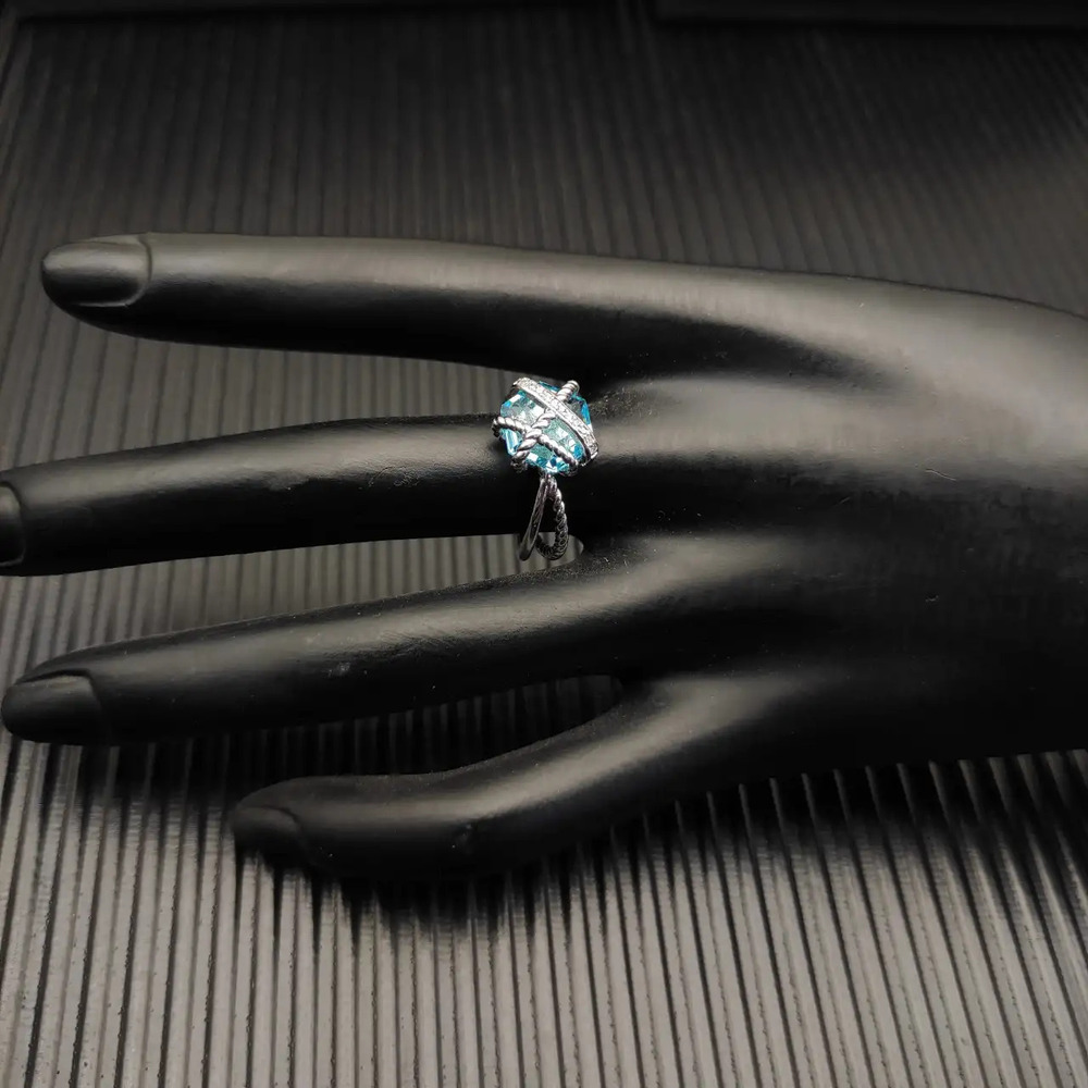 David Yurman Hexagonal Blue Diamond Ring - Picture 4 of 6